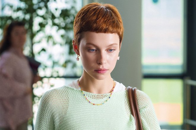 Кадр из сериала «16 лет и 9 месяцев» Кадр из сериала «16 лет и 9 месяцев»