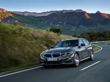 slide image for gallery: 24587 | BMW 3 Series Touring