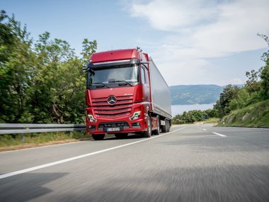 slide image for gallery: 23761 | Новый Mercedes-Benz Actros