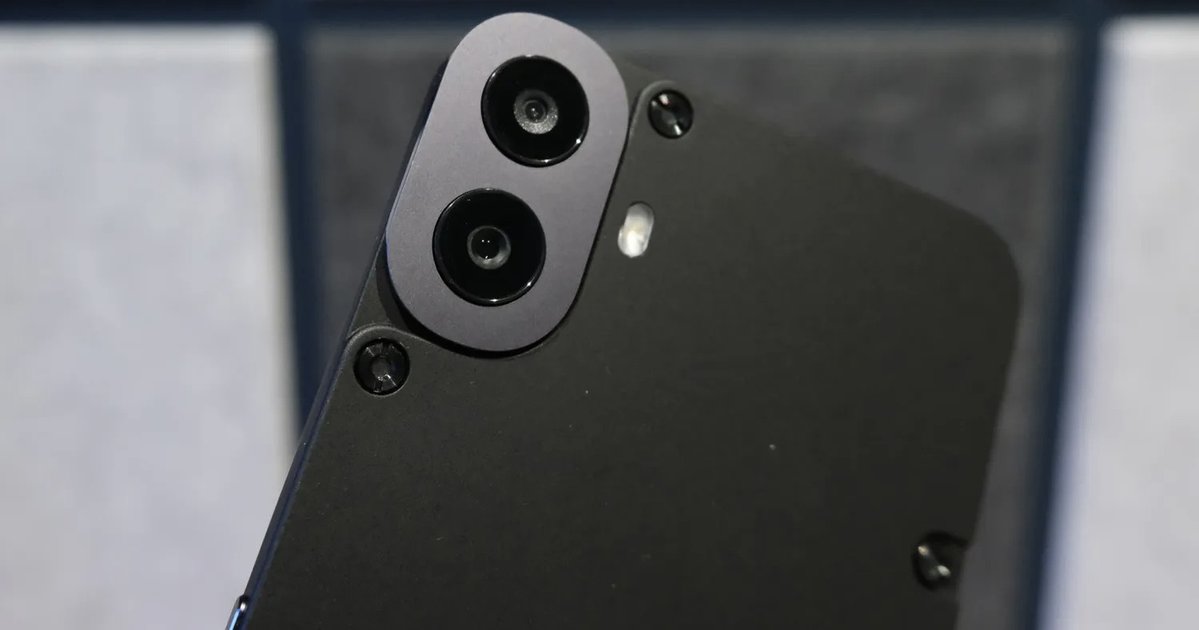 Нашумевший смартфон CMF Phone 1 умеет снимать предметы насквозь (фото)