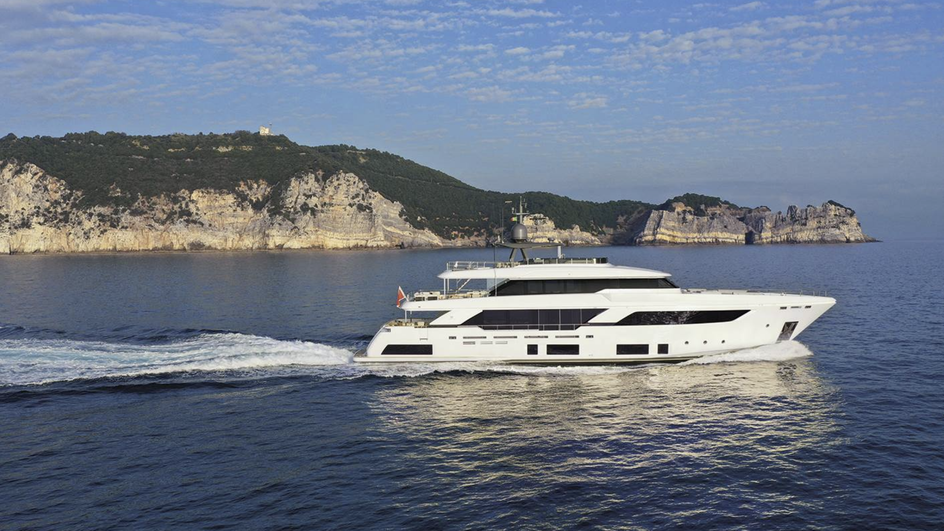 Яхта Navetta 37