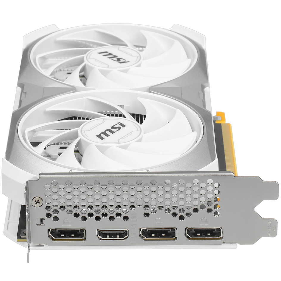 Современная видеокарта с портом HDMI и тремя DisplayPort Современная видеокарта с портом HDMI и тремя DisplayPort