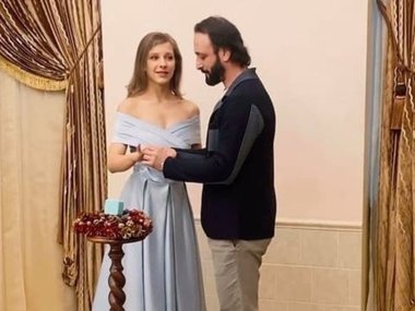 Content image for: 519384 | Официально: Лиза Арзамасова и Илья Авербух поженились