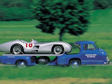 Mercedes-Benz Rennwagen-Schnelltransporter