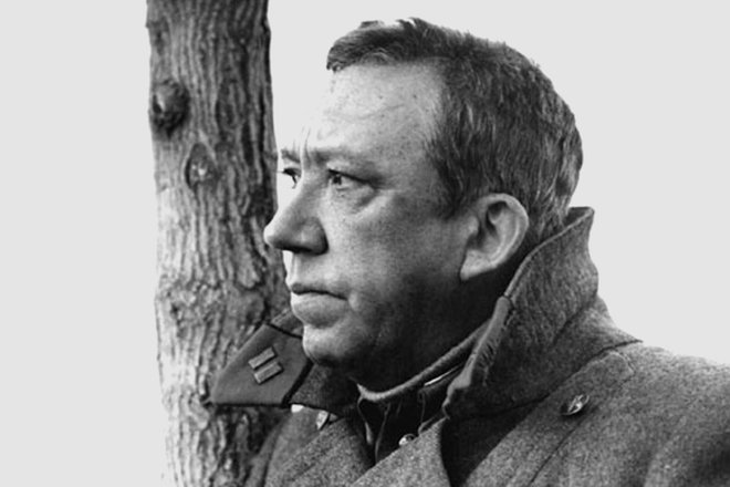 Юрий Никулин в фильме «Двадцать дней без войны» Юрий Никулин в фильме «Двадцать дней без войны»