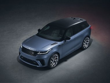 slide image for gallery: 24553 | Range Rover Velar SVAutobiography Dynamic 2