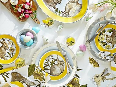 Slide image for gallery: 3833 | Комментарий «Леди Mail.Ru»: новый набор посуды станет прекрасным украшением праздничного стола. Если вас смущает «католический» кролик, можно поискать «православного» барашка или просто выбрать посуду с узорами