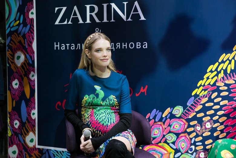 Наталья Водянова презентовала собственную коллекцию одежды для мам и дочек