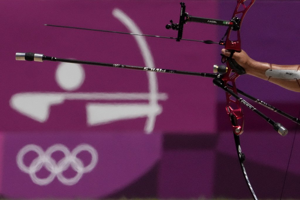 Международная федерация стрельбы из лука допустила россиян до соревнований