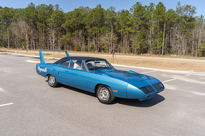 Plymouth Superbird