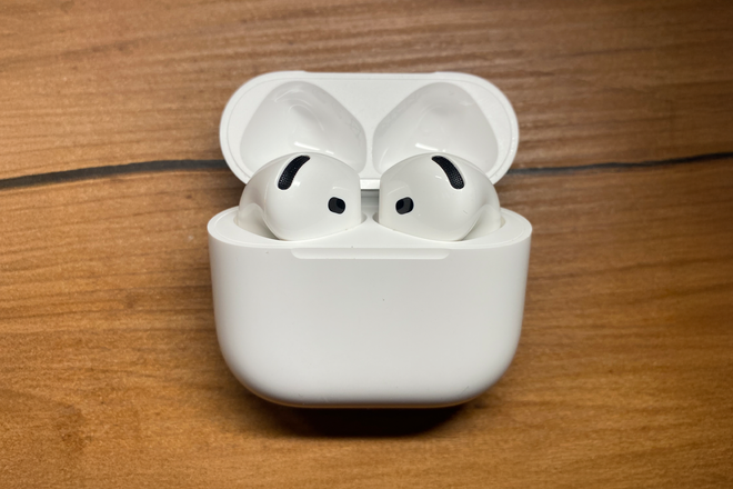 Наушники Apple AirPods 4