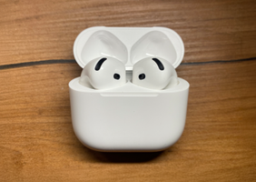 Наушники Apple AirPods 4