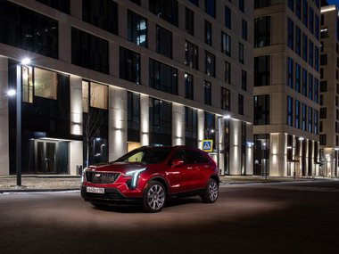 slide image for gallery: 27119 | Cadillac XT4