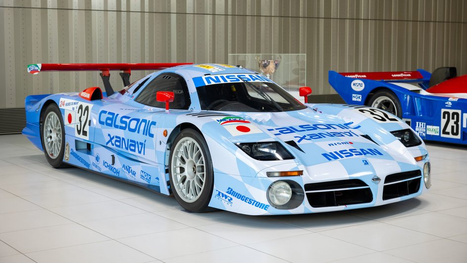 Nissan R390 GT1