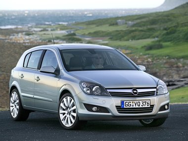 slide image for gallery: 28428 | Opel Astra H