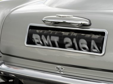 slide image for gallery: 26213 | Aston Martin DB5 Goldfinger