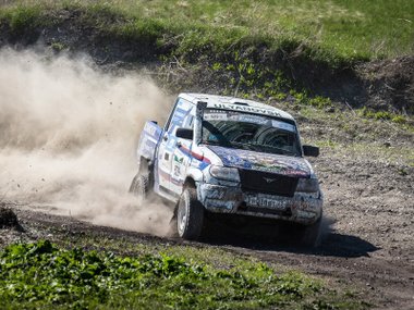 slide image for gallery: 23426 | Как из УАЗа сделать спорткар — 2 рецепта