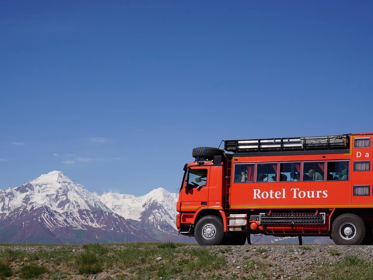 Автобус гостиница. Rotel Tours. Ротель Rotel Tours Германия. Мерседес 0404 Ротель. Ротель фото.