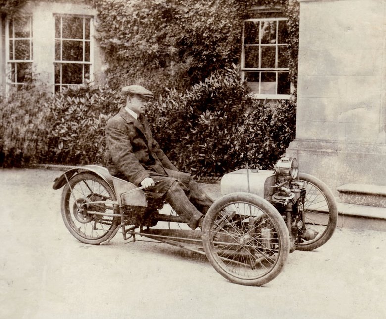 Первый прототип Runabout был построен в 1909 году 