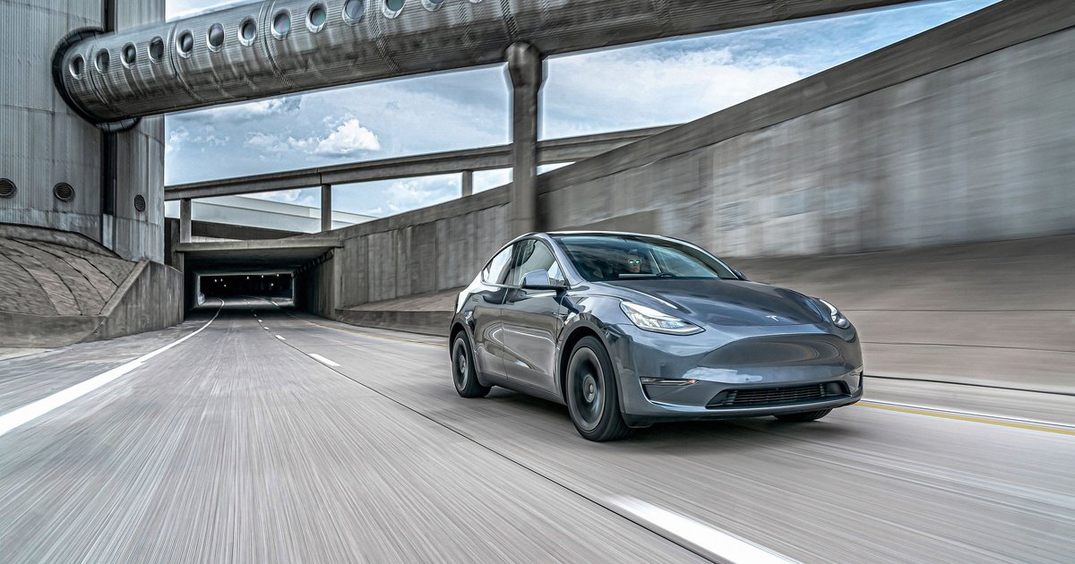 Tesla Model Y Autopilot Saves Driver’s Life in USA – User Speaks Out on Social Media