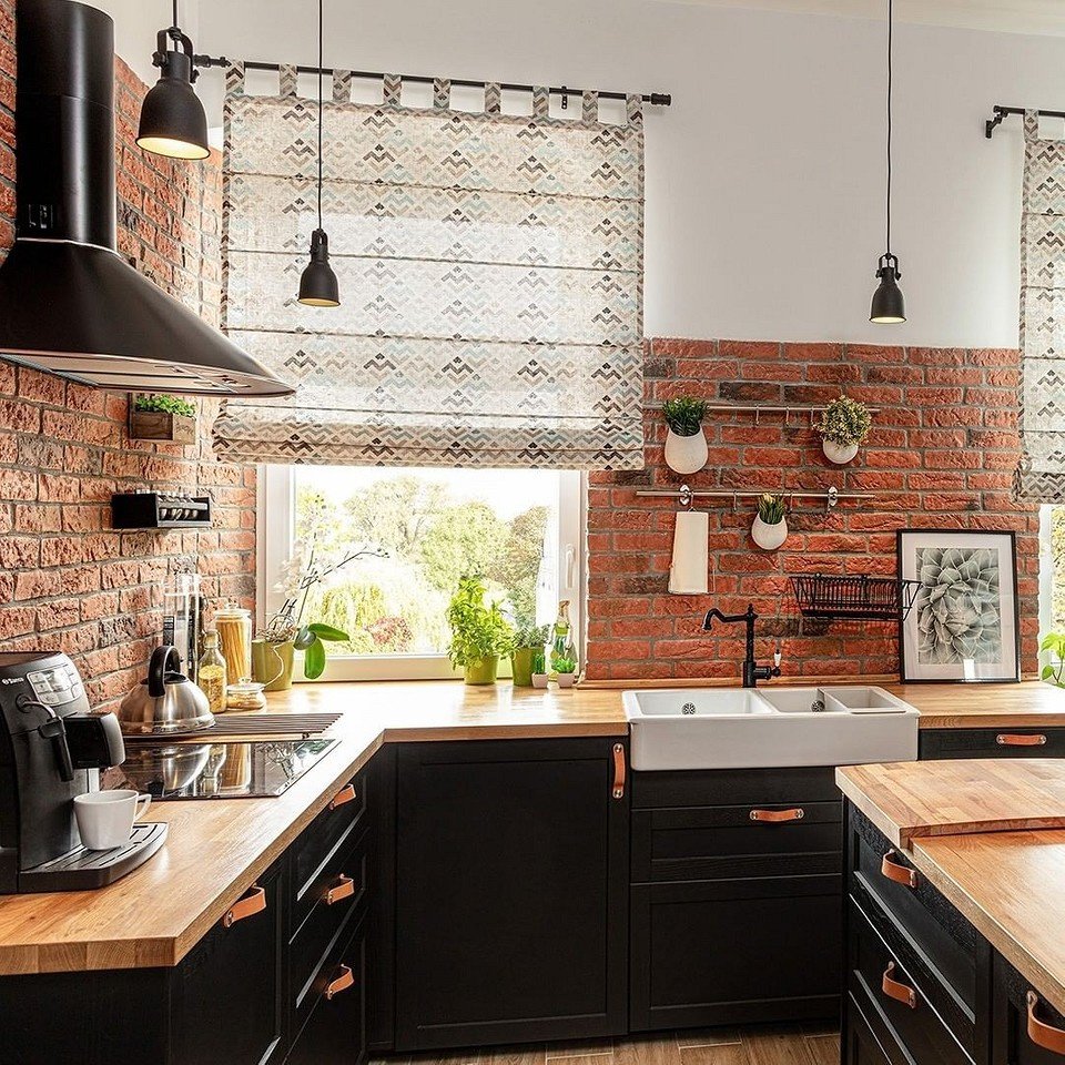 Чем отделать стены на кухне: 11 материалов и примеры их использования