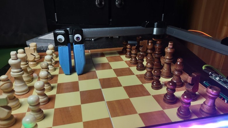 В сети показали самого «токсичного» робота-шахматиста