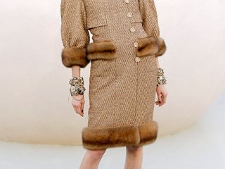 Slide image for gallery: 1115 | Высокая мода осени 2010. Chanel (ФОТО)