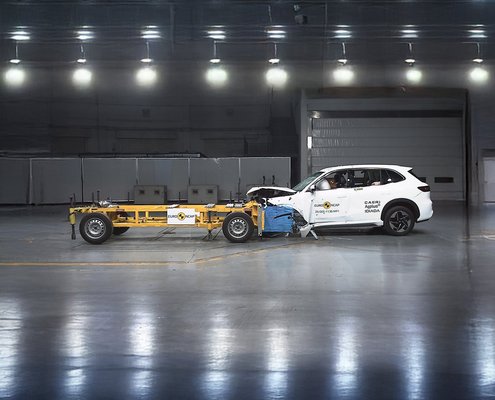 Краш-тест Geely EX5