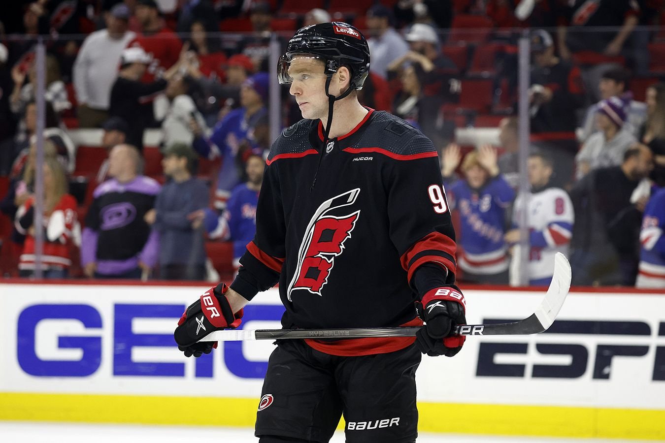 Евгений Кузнецов покинет НХЛ и подпишет контракт со СКА. Итоги дня в хоккее