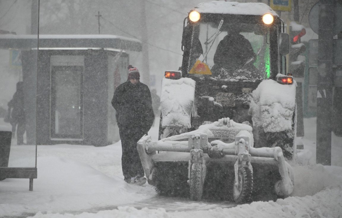 В Москве прогнозируют сильный снег, метель и гололед - Погода Mail.ru