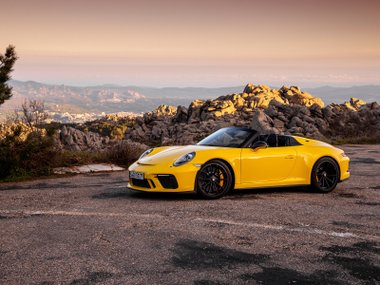 slide image for gallery: 24521 | Porsche 911 Speedster