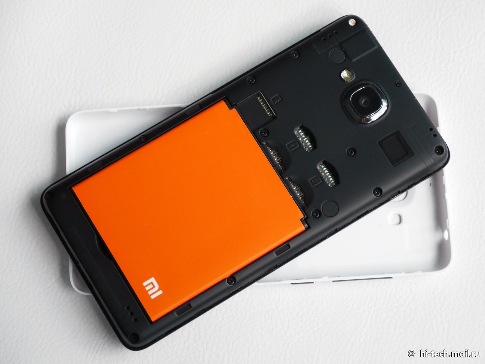 Обзор Xiaomi Redmi 2: тысячи смартфонов в минуту - Hi-Tech Mail.ru