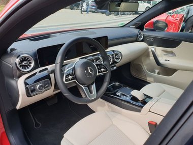 slide image for gallery: 24297 | Mercedes-Benz CLA Coupe