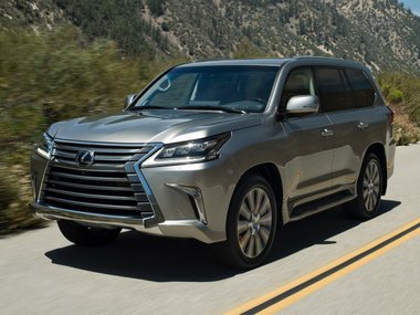 slide image for gallery: 17381 | Lexus LX 570