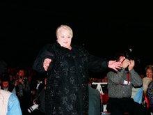 Наталья Крачковская на церемонии вручения премии «Золотой Остап», 2000 год Наталья Крачковская на церемонии вручения премии «Золотой Остап», 2000 год