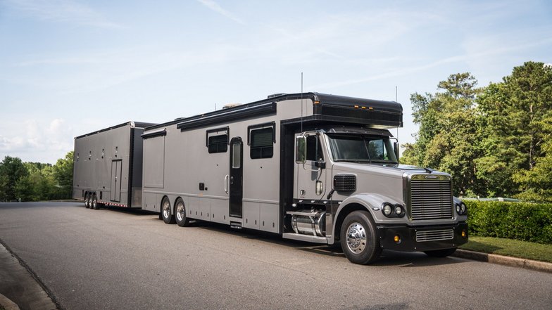 2008-Freightliner-Coronado-Haulmark-Conversion-2.jpeg