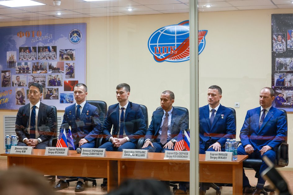 космонавты и астронавты космонавты и астронавты