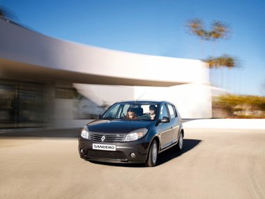 slide image for gallery: 27063 | Renault Sandero I
