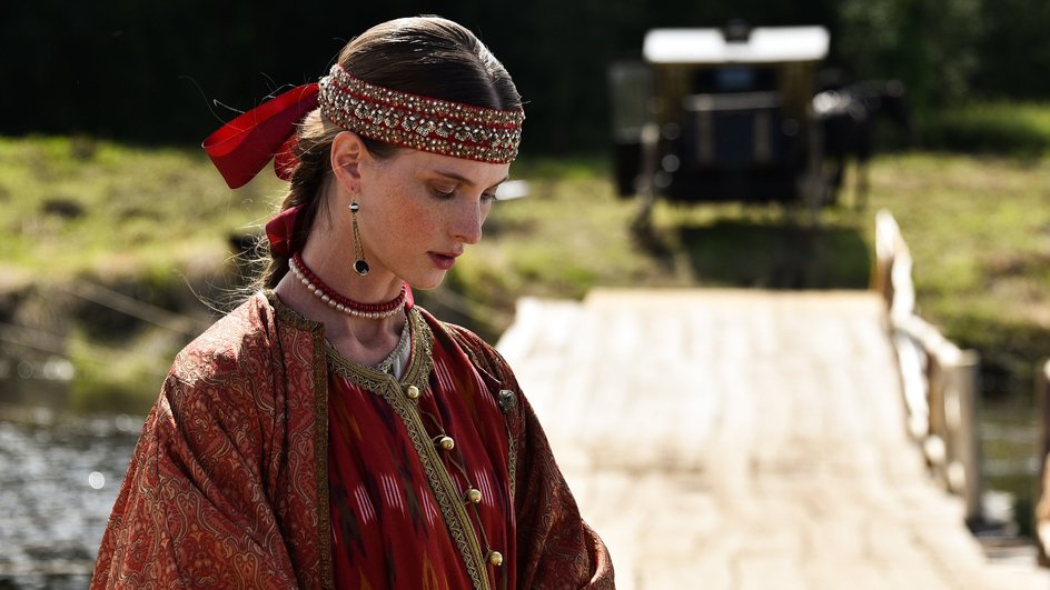 Кадр из сериала «Собор» Кадр из сериала «Собор»