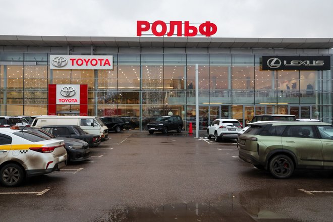 Автосалон "РОЛЬФ Ясенево" на МКАД Автосалон "РОЛЬФ Ясенево" на МКАД