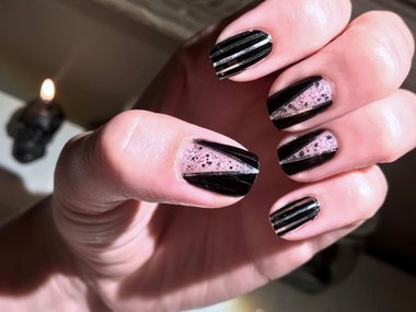 маникюр из аккаунта Nails_by_syd