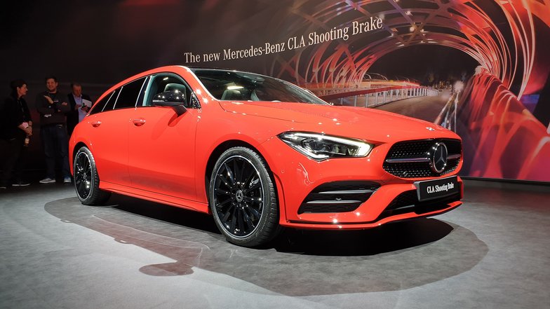 slide image for gallery: 24177 | Mercedes-Benz CLA