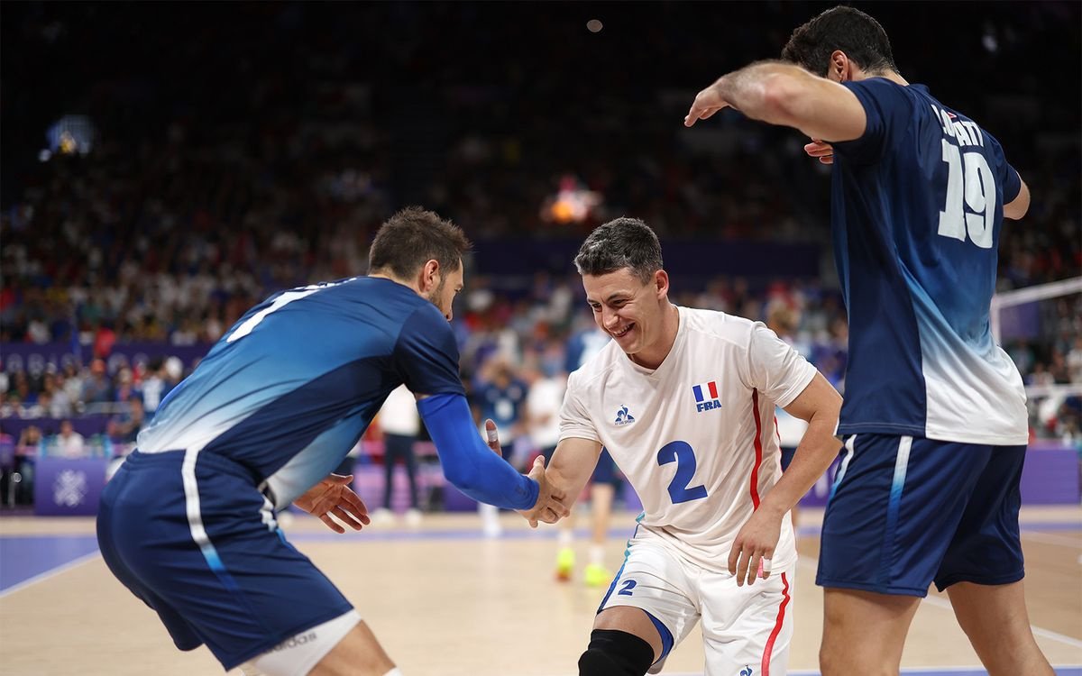 Французские волейболисты победили Германию в четвертьфинале Олимпиады, проиграв две первых партии