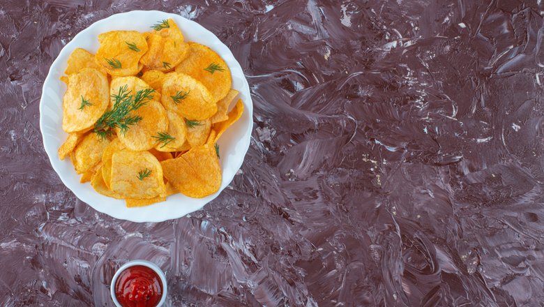 Картофель жареный, картошка жареная, картофельные чипсы Картофель жареный, картошка жареная, картофельные чипсы