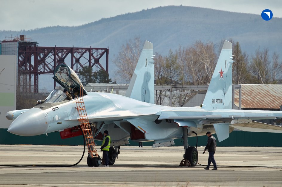 Су-35С на земле Су-35С на земле
