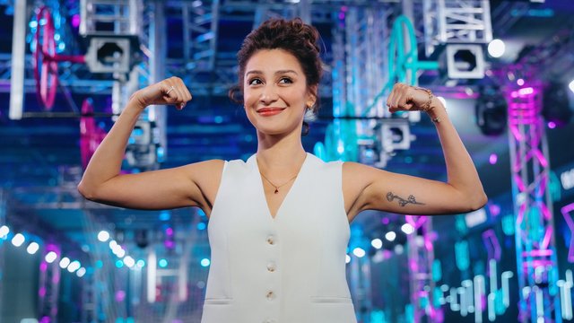 Равшана Куркова