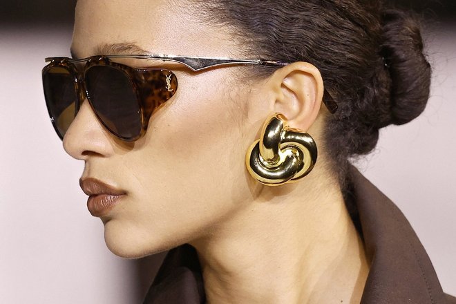 Показ Saint Laurent, весна-лето 2024 Показ Saint Laurent, весна-лето 2024