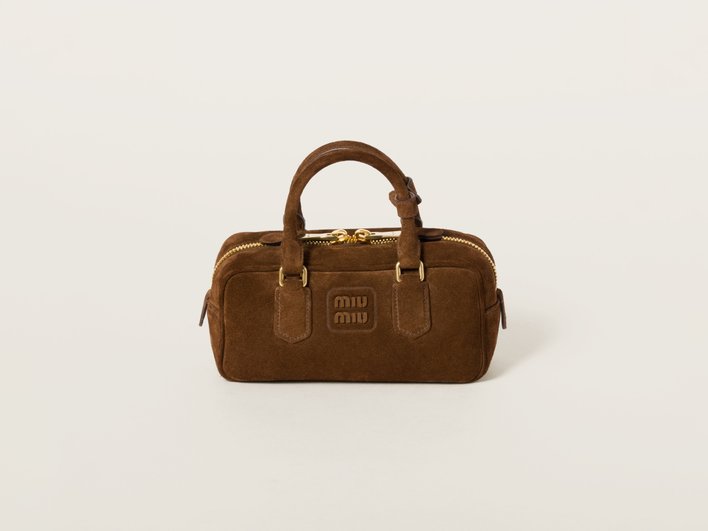 Сумка Miu Miu, ставшая одной из самых модных сумок 2024-го по рейтингу Lyst Сумка Miu Miu, ставшая одной из самых модных сумок 2024-го по рейтингу Lyst