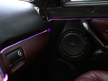 slide image for gallery: 27407 | Автомобиль класса люкс из обычной «Нивы» 06