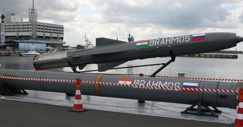Противокорабельная ракета «БраМос» на МВМС-2007. Фото: commons.wikimedia.org